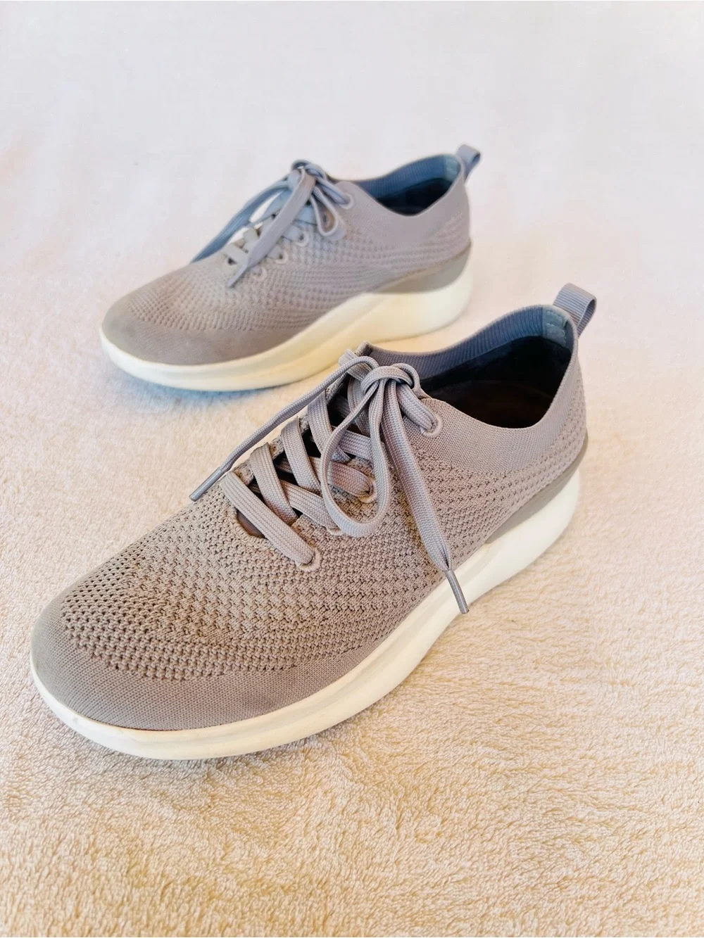 MOSHN by Klogs Leap Women’s Knit Sneakers Gray Taupe Water Resistant Sz 7